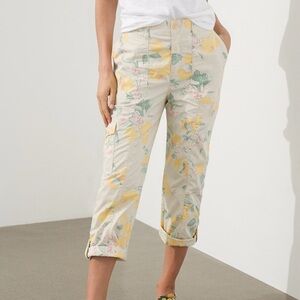 Chico’s lemon print CARGO crops